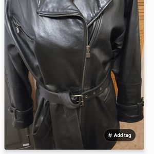 vintage M LEATHER 3/4 LENGTH BIKER JACKET.